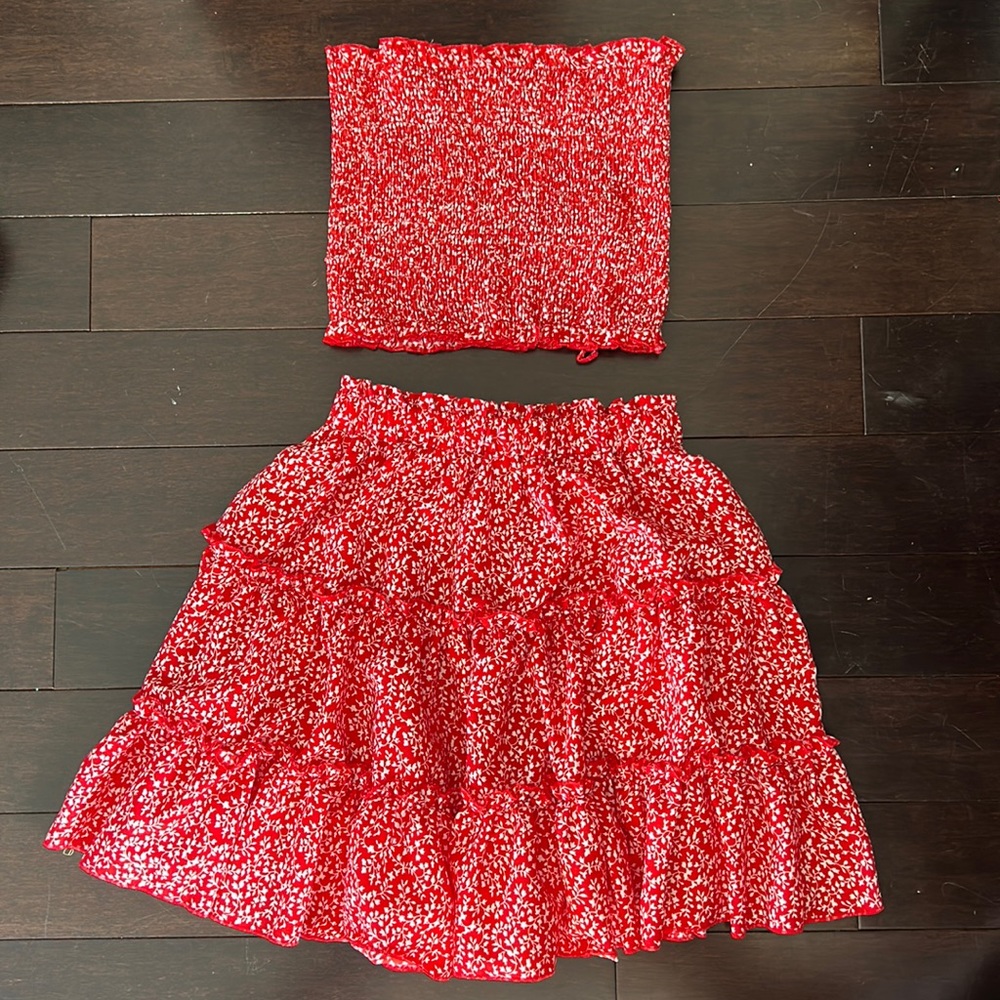 SHEIN Floral tube top and skirt set. Size XS